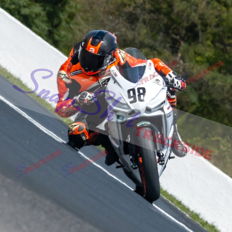 CSBK-Mos-R1-LWSport-9275.jpg
