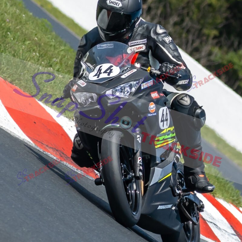 CSBK-Mos-R1-LWSport-9492.jpg
