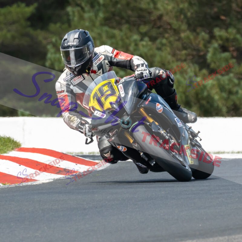 CSBK-Mos-R2-AMSsport-0162.jpg
