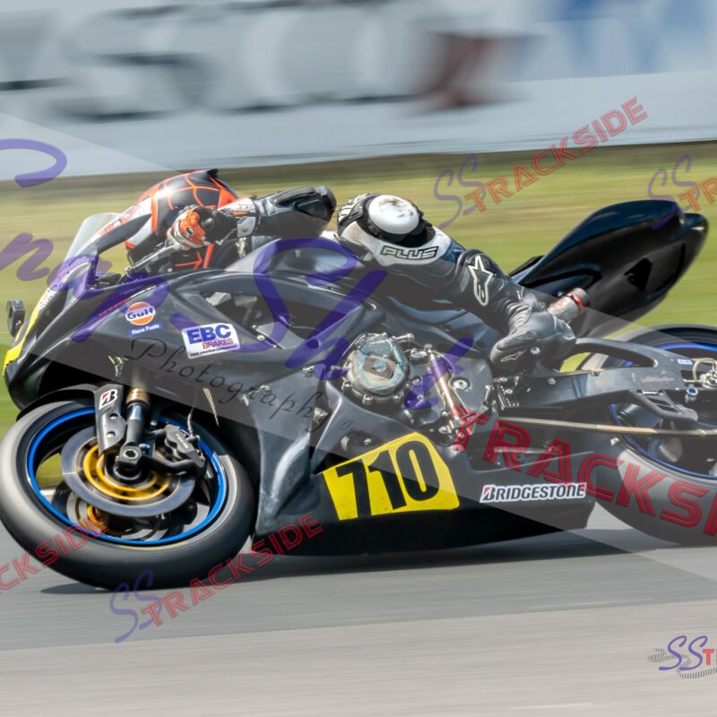 CSBK-Mos-R2-AMSsport-0258.jpg