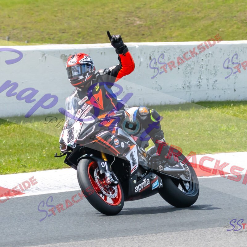 CSBK-Mos-R2-Twins-0737.jpg