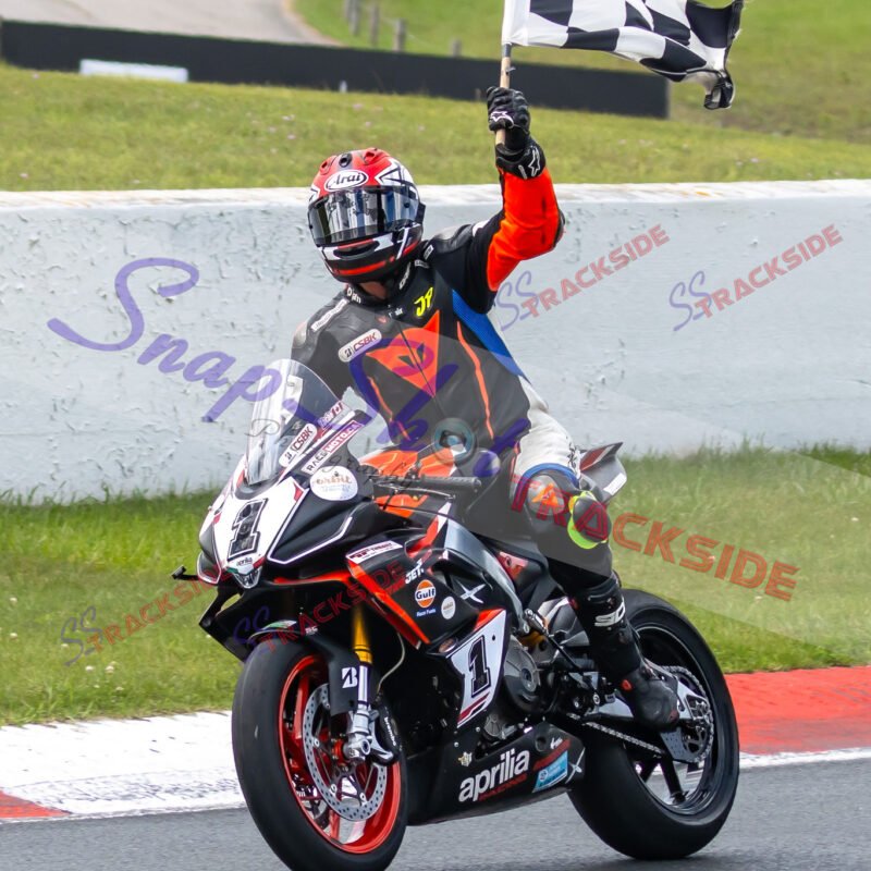 CSBK-Mos-R2-Twins-0745.jpg