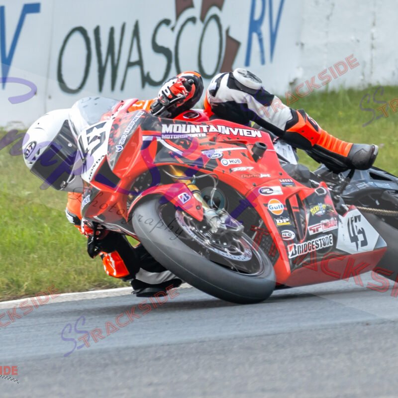 CSBK-Mos-R2-sunProSuper-0933.jpg