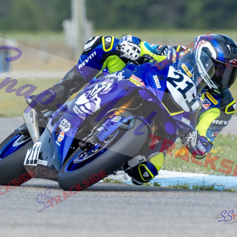 Q-R3-ProAM600-7979.jpg