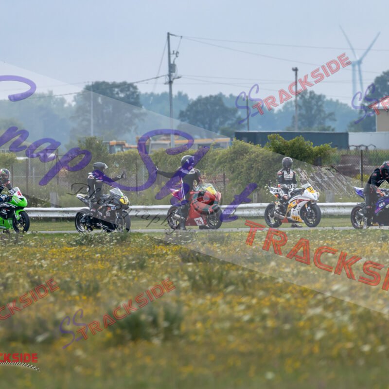R-R2-ProAM6-7554.jpg