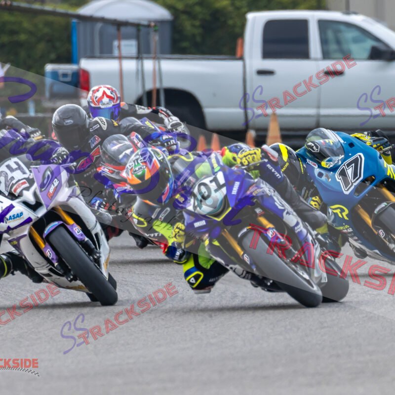 R-R2-ProAM6-7566.jpg