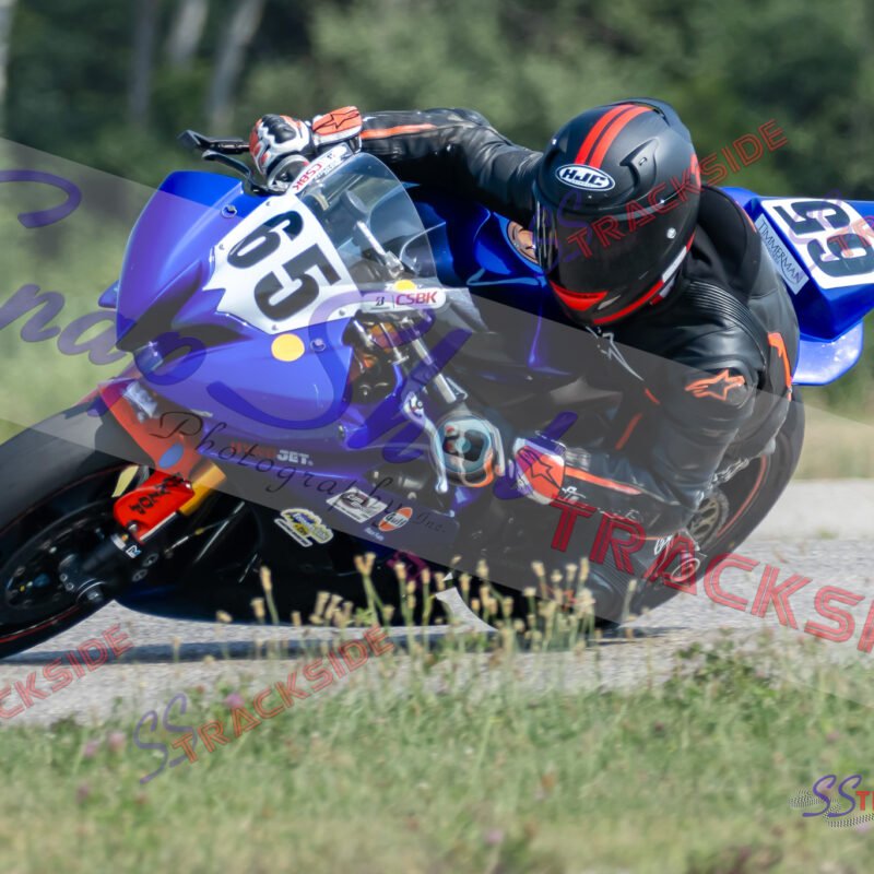 R-R3-ProAM600-1452.jpg