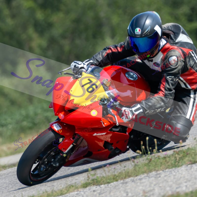 R-R3-ProAM600-1583.jpg