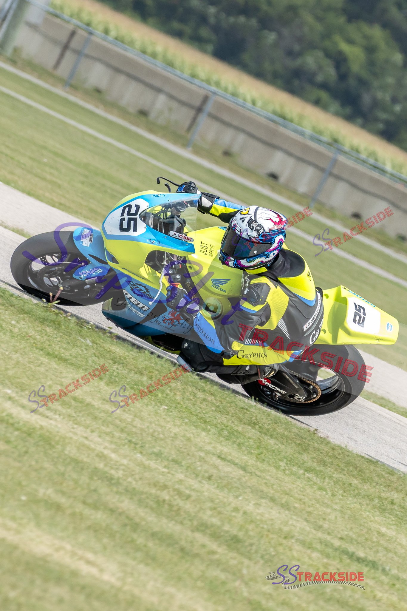 Q-R5-ProAMOpen-9001.jpg