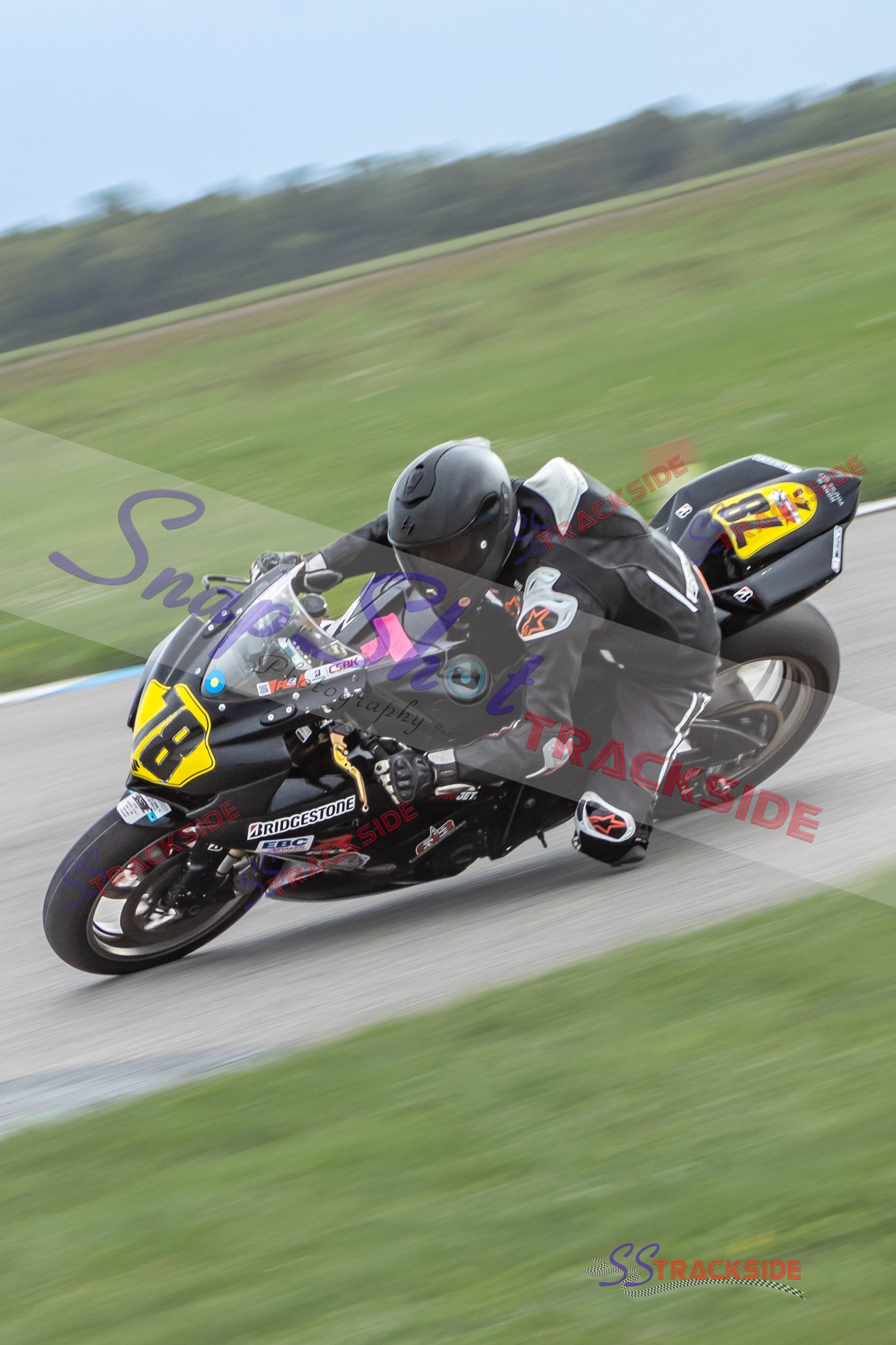 R6-Pro600-3577.jpg