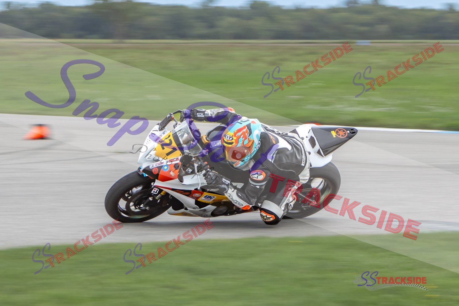 R6-Pro600-3609.jpg