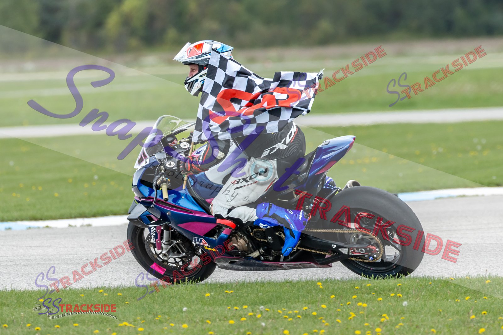 R7-ProAMopen-5235.jpg