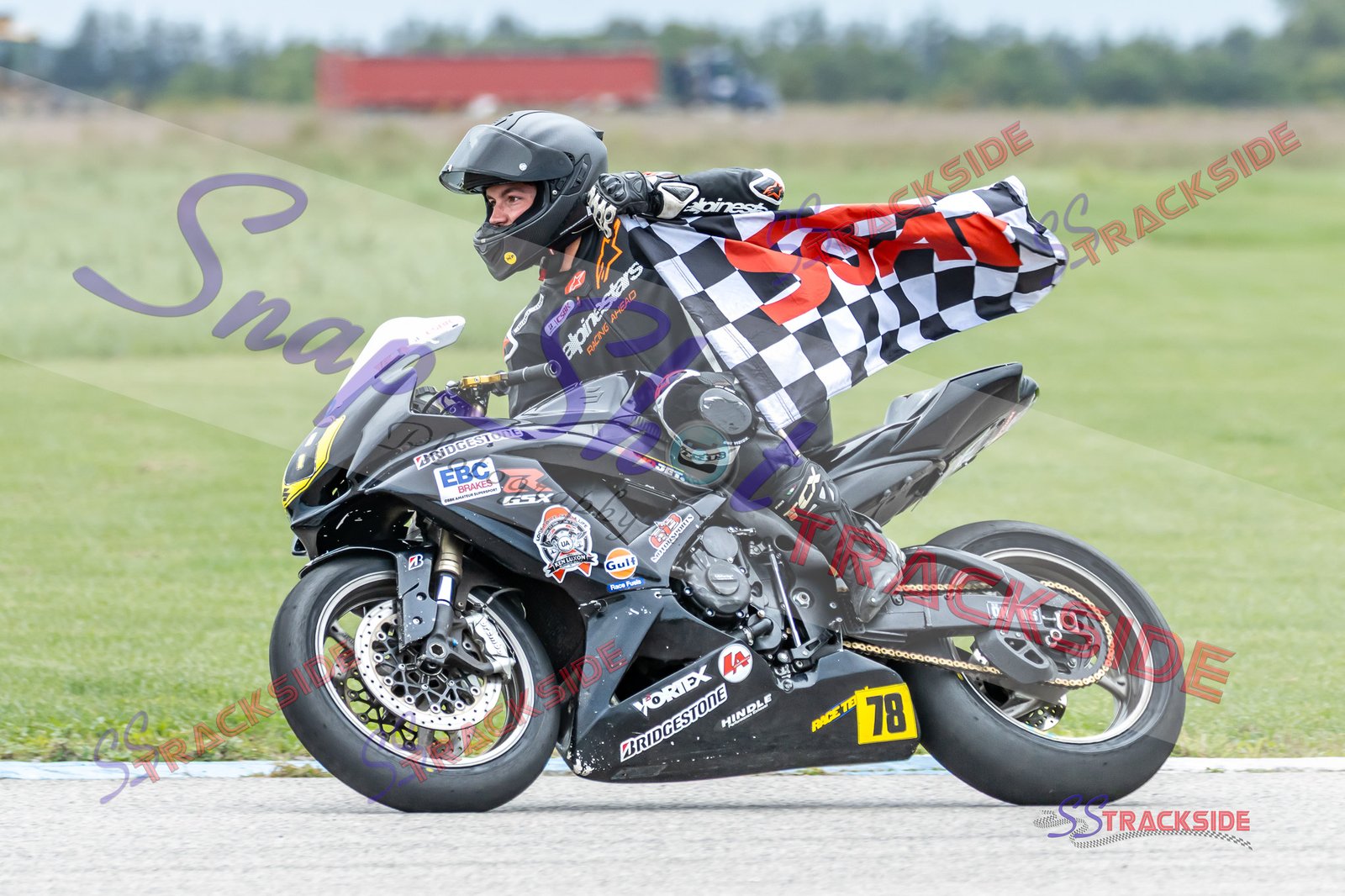 R7-ProAMopen-5239.jpg