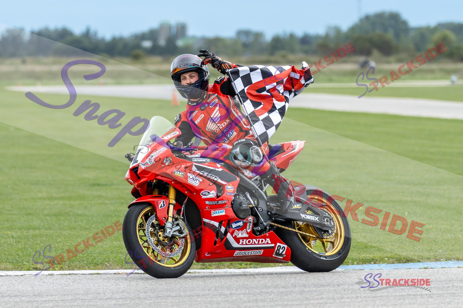 R7-ProSu-6596.jpg