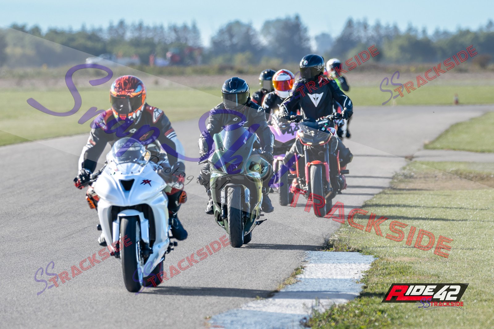 R42-Sept28-Sighting-7685.jpg